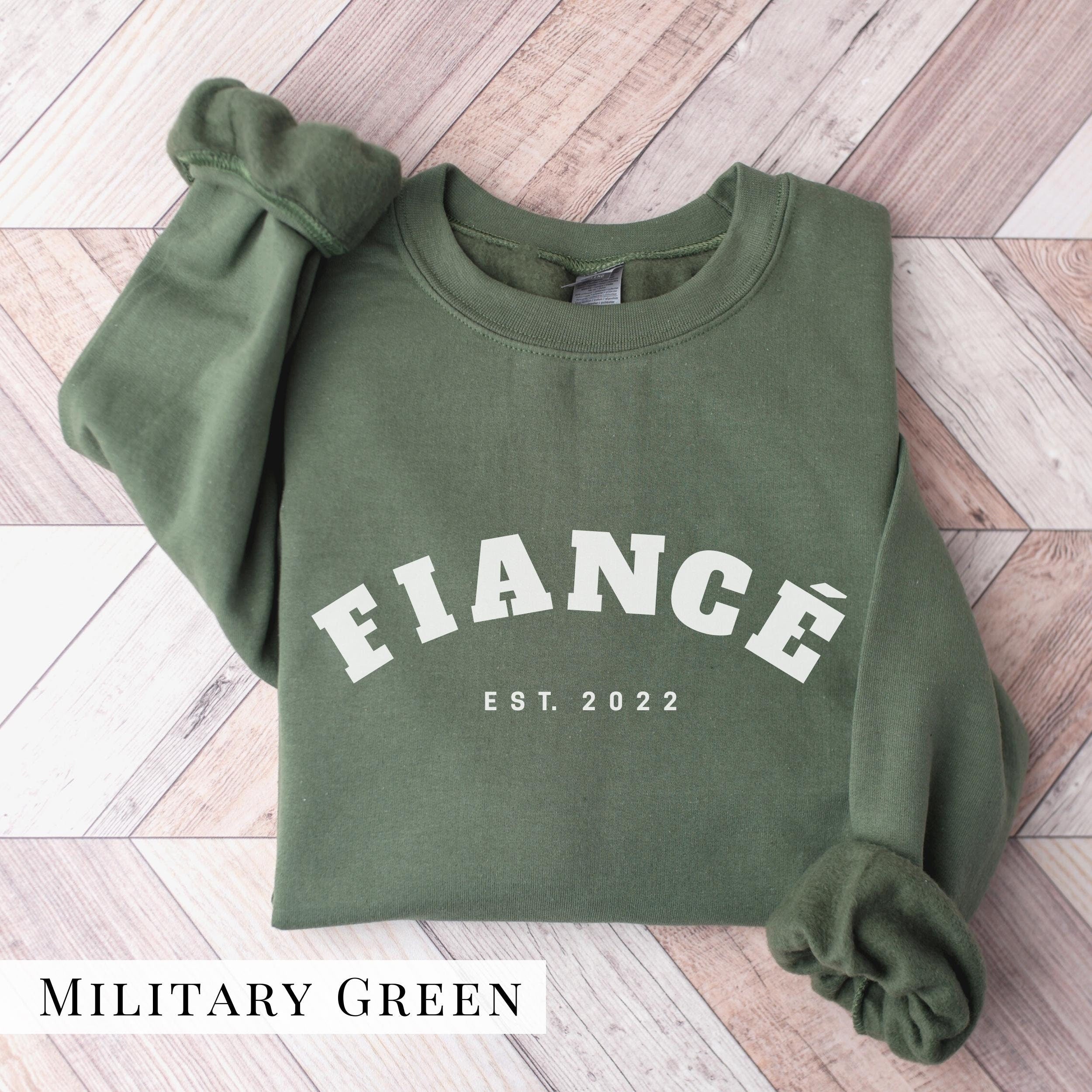 Fiancé Arched Sweatshirt (His)